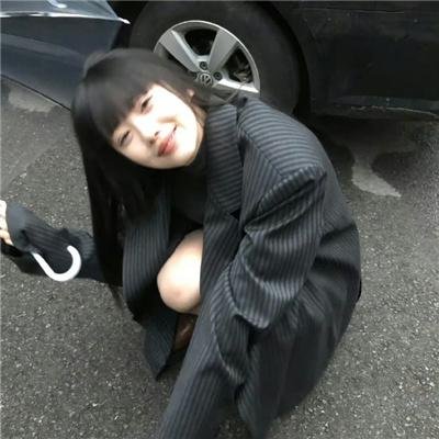 玉米上的麻雀